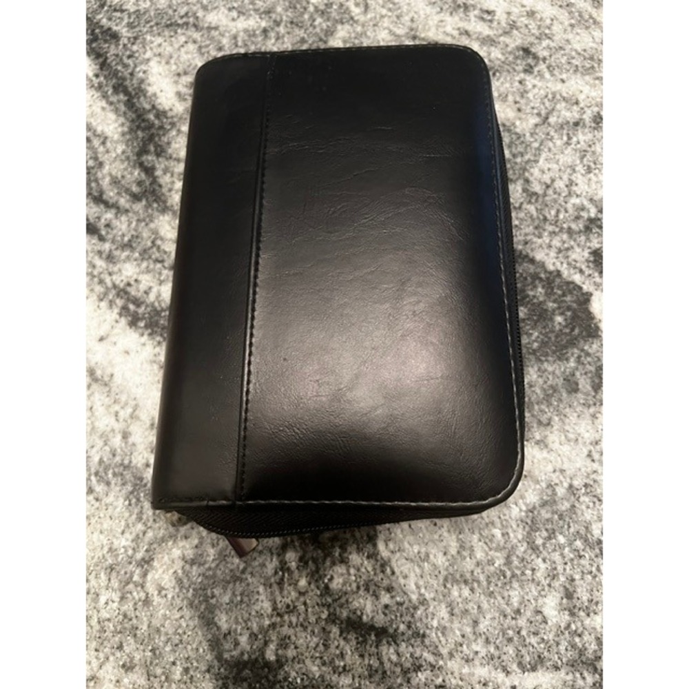 Mundi Planner Wallet Unisex OS Black Faux Leather Zip 6-Ring Binder Calculator